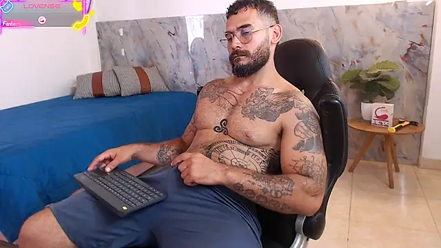 hanz col online show from October 24, 2025, 2:05 pm