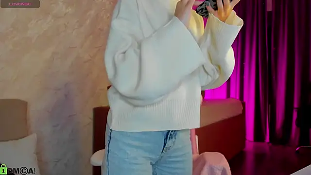 Kira yoon online show from September 23, 2025, 11:23 pm