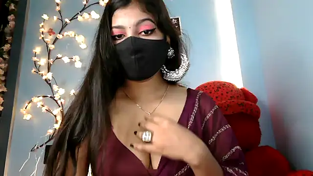 Reena Singh53 online show from September 21, 2025, 1:49 pm