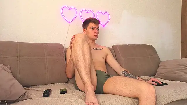 Snapshot of Ian_Connery chatting on September 10, 2025, 9:41 am Ian Connery online show from September 10, 2025, 9:41 am