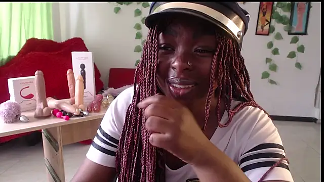  Zooee online show from February 6, 2026, 6:37 pm