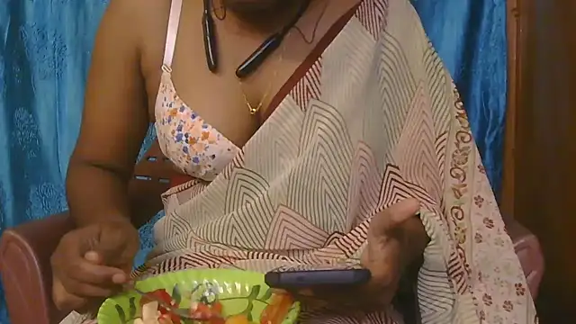 chocolatebabtamill online show from April 11, 2026, 3:27 pm