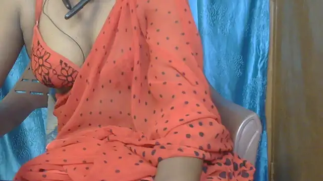 chocolatebabtamill online show from April 18, 2026, 4:31 pm