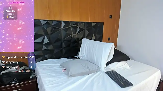 Snapshot of Wendy_Marchall chatting on March 9, 2025, 2:29 am Wendy Marchall online show from March 9, 2025, 2:29 am