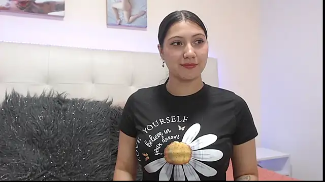 Snapshot of Chloe_Brownx chatting on June 9, 2026, 8:54 pm Chloe Brownx online show from June 9, 2026, 8:54 pm