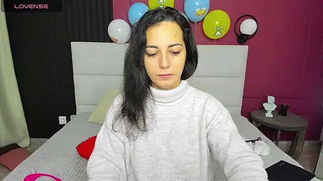 Linda Insatiable online show from October 3, 2025, 12:47 am