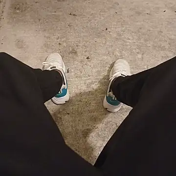 casper0303 online show from October 25, 2025, 1:45 pm