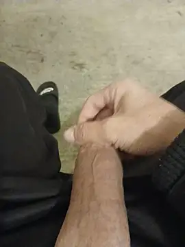 casper0303 online show from September 14, 2025, 9:31 am