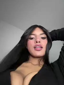 Dulceeany online show from March 16, 2025, 3:25 am