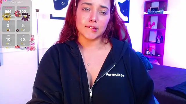 VictoriaMontero30000 online show from March 10, 2025, 8:06 am