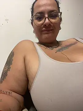 Snapshot of KarllaWalker chatting on July 21, 2026, 1:30 am KarllaWalker online show from July 21, 2026, 1:30 am