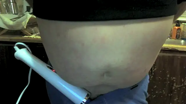 Leggs4U online show from February 20, 2026, 5:04 am