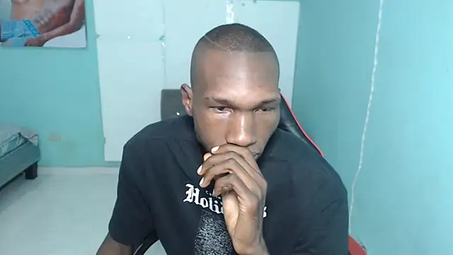 Snapshot of black30cmdick chatting on February 2, 2026, 10:36 am black30cmdick online show from February 2, 2026, 10:36 am