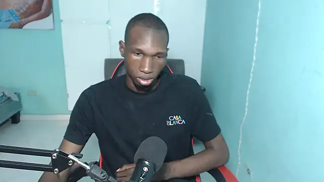 Snapshot of black30cmdick chatting on February 9, 2026, 5:22 pm black30cmdick online show from February 9, 2026, 5:22 pm