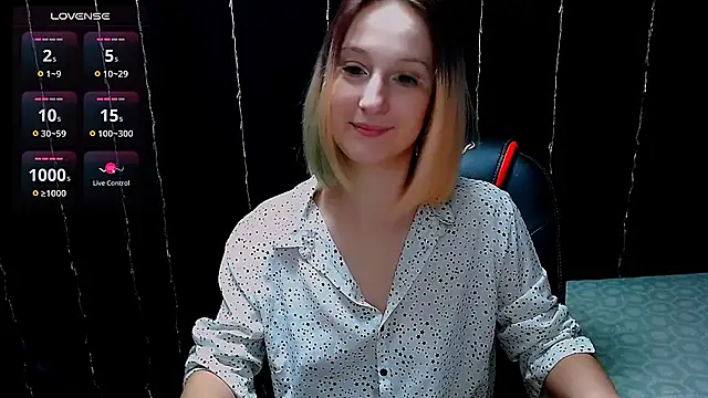 AgathaNoxe online show from January 22, 2025, 5:26 am