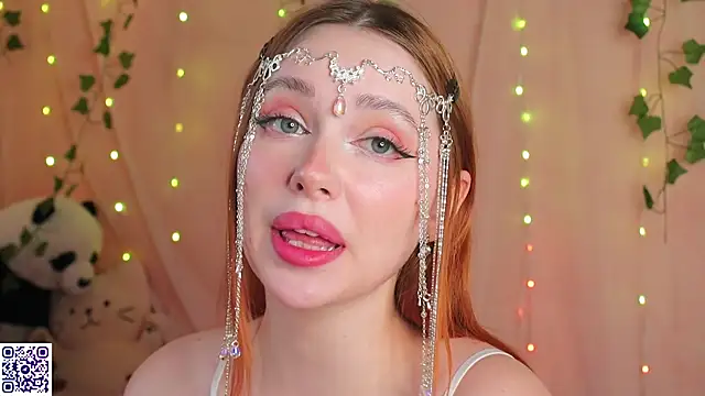 YourSkyAni online show from October 5, 2025, 12:18 pm