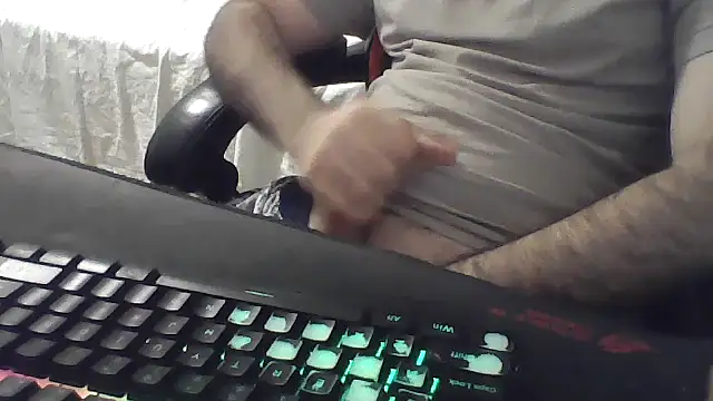 squiddy 69 online show from October 4, 2025, 6:20 pm