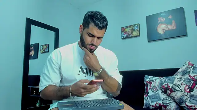 SamirHazard97 online show from October 15, 2025, 7:33 pm