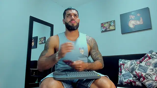 SamirHazard97 online show from October 11, 2025, 9:16 pm