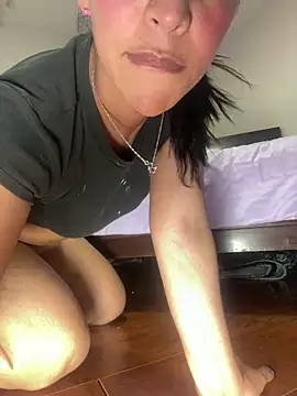 Snapshot of michel_ex33 chatting on February 28, 2026, 10:31 pm michel ex33 online show from February 28, 2026, 10:31 pm