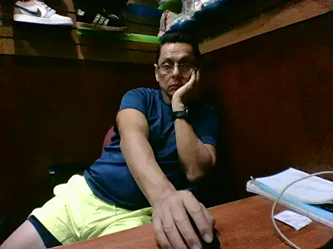 Snapshot of MarcusKelvin chatting on November 2, 2025, 2:00 pm MarcusKelvin online show from November 2, 2025, 2:00 pm