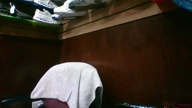 Snapshot of MarcusKelvin chatting on November 22, 2025, 1:32 pm MarcusKelvin online show from November 22, 2025, 1:32 pm