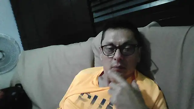 Snapshot of MarcusKelvin chatting on October 11, 2025, 1:50 am MarcusKelvin online show from October 11, 2025, 1:50 am