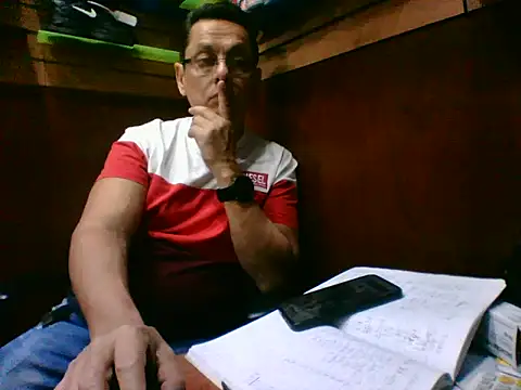 Snapshot of MarcusKelvin chatting on November 1, 2025, 12:54 pm MarcusKelvin online show from November 1, 2025, 12:54 pm