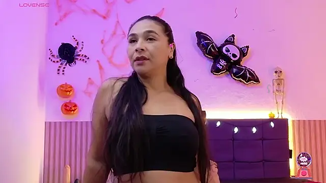 Snapshot of DIOSA-HOT chatting on October 30, 2025, 8:34 am DIOSA-HOT online show from October 30, 2025, 8:34 am