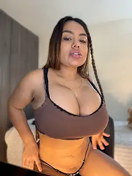 Snapshot of valeria2019hot chatting on July 31, 2026, 3:20 pm valeria2019hot online show from July 31, 2026, 3:20 pm