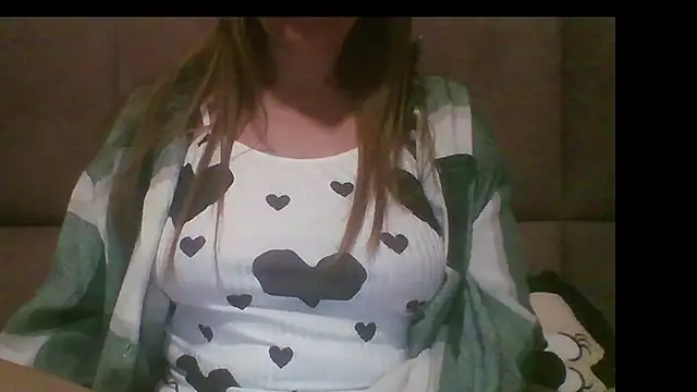 Sladkiegubki online show from September 20, 2025, 10:37 pm