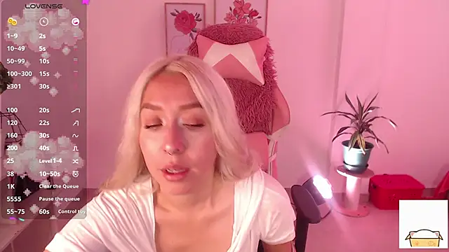 Dahlia  espresso online show from February 12, 2025, 6:30 pm