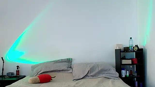 anika lowen02 online show from March 3, 2025, 3:00 pm