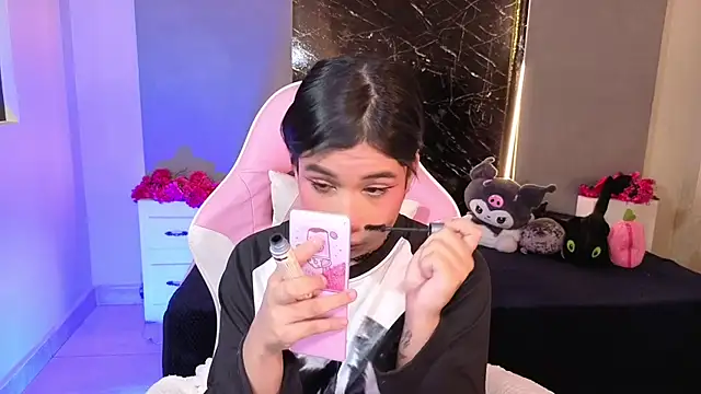 BonnieTaylor0 online show from September 14, 2025, 4:02 am