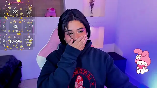 BonnieTaylor0 online show from March 11, 2025, 9:45 am