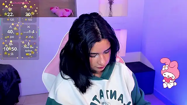 BonnieTaylor0 online show from March 3, 2025, 6:52 am