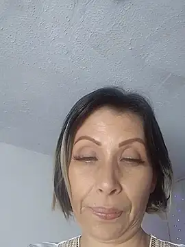 Snapshot of alixia81 chatting on September 28, 2025, 11:01 pm alixia81 online show from September 28, 2025, 11:01 pm