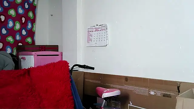 Snapshot of alixia81 chatting on November 21, 2025, 8:52 pm alixia81 online show from November 21, 2025, 8:52 pm