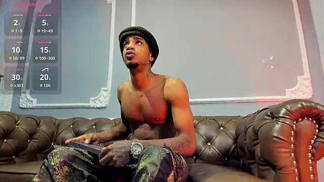 AaronCruz  online show from September 12, 2025, 2:17 pm