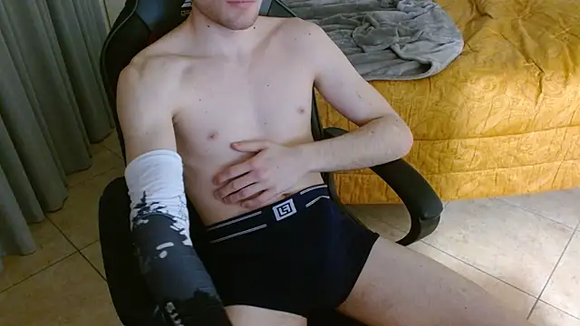 FitGuyDream online show from March 11, 2026, 4:45 pm