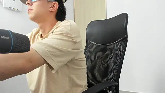 Tony Hoffa online show from March 9, 2025, 10:19 pm