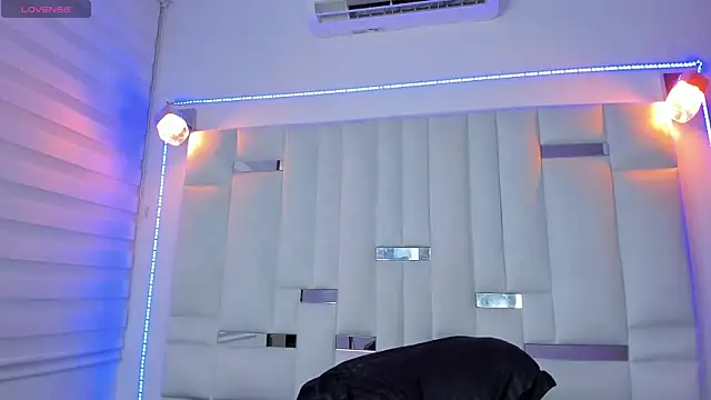 Jacoob19  online show from March 6, 2025, 12:30 pm