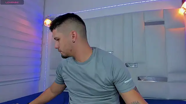 Jacoob19  online show from March 4, 2025, 12:44 pm