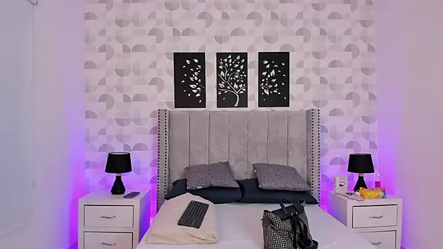 nicole adam ms online show from March 4, 2025, 12:44 pm