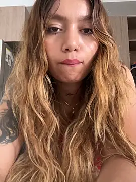 Snapshot of amanda-medrano1 chatting on March 13, 2025, 2:01 pm amanda-medrano1 online show from March 13, 2025, 2:01 pm