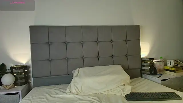 ChloeSanchezx online show from March 21, 2025, 2:28 am