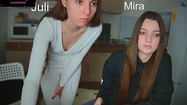 fcjuicy pussy online show from February 26, 2025, 5:00 pm