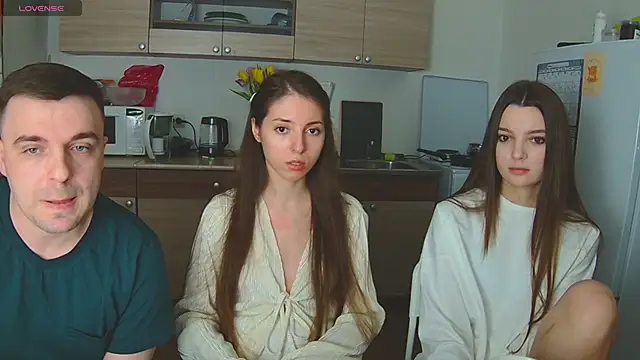 fcjuicy pussy online show from March 10, 2025, 5:07 pm