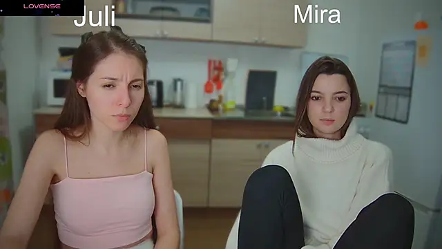 fcjuicy pussy online show from March 4, 2025, 6:18 pm