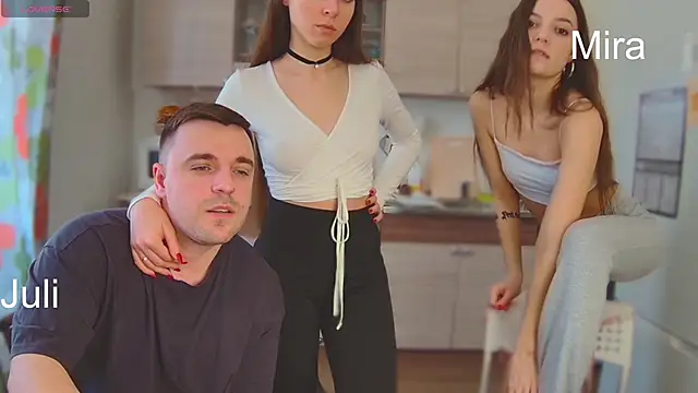 fcjuicy pussy online show from March 17, 2025, 10:38 am